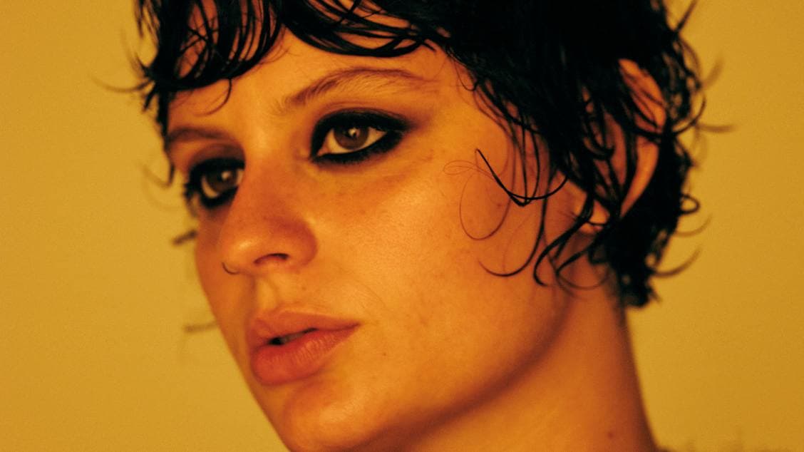 ANA FRANGO ELÉTRICO DE BOLSO - Teatro Firjan SESI Jacarepaguá
