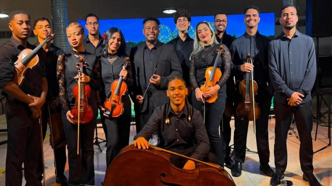 Clássicos Domingos apresenta Grupo AquarelaRio
