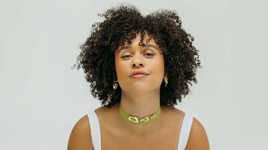 Sextas Lançamentos QUEL CANTA ELZA